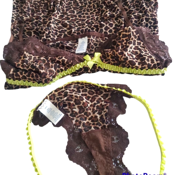 Lingerie, lightly used, Top- L, Bottoms- sz6 M, Leopard print, Brown, Lime - Picture 2 of 2